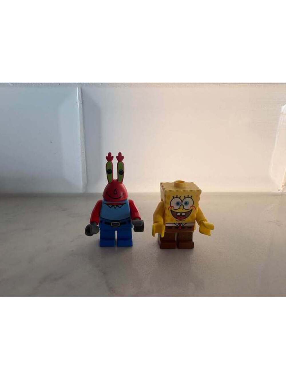 2009 SpongeBob and Mr. Krabs LEGO mini figure